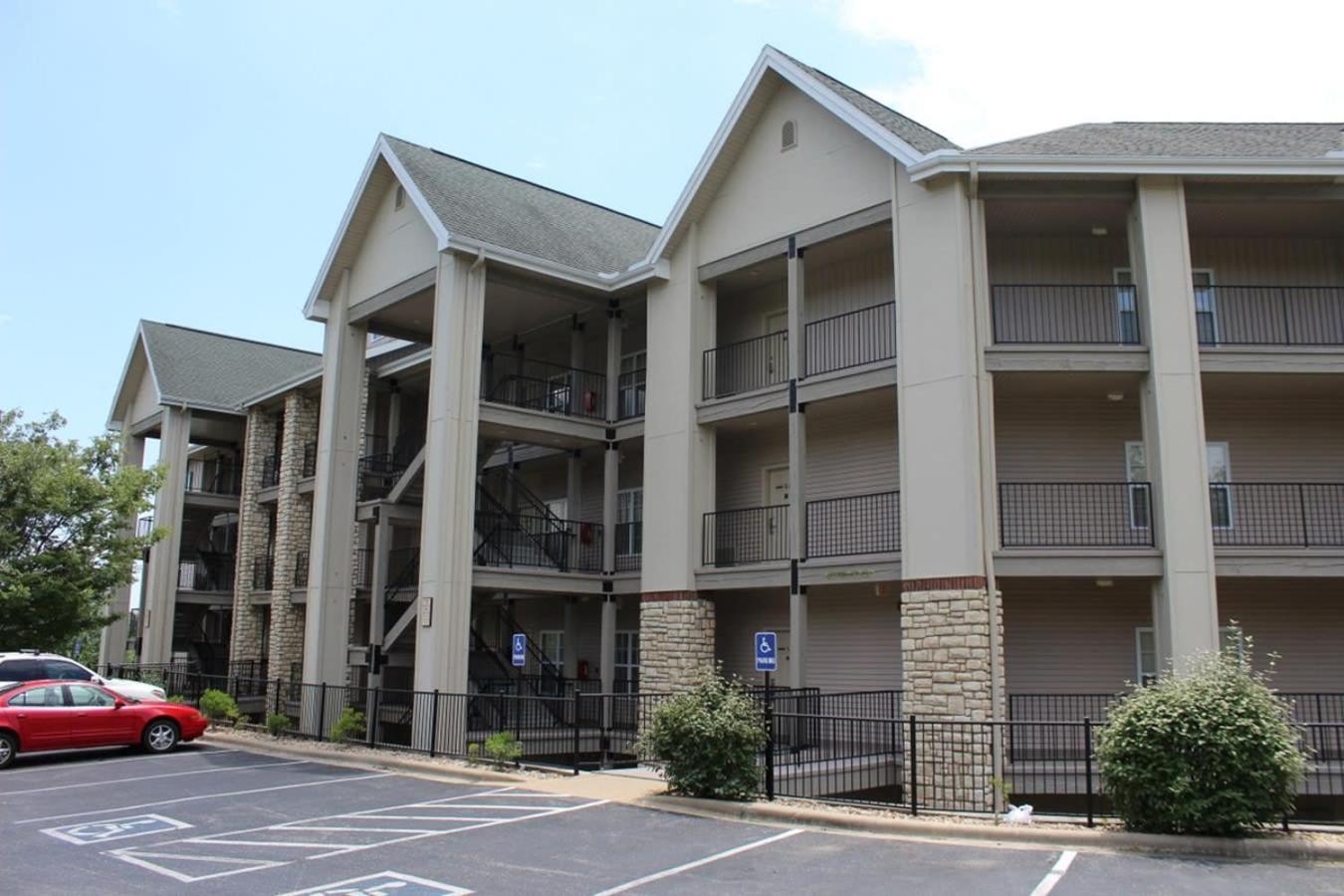 Branson Condo With A Walkout And Elevator Access At Thousand Hills And Next To 76 מראה חיצוני תמונה